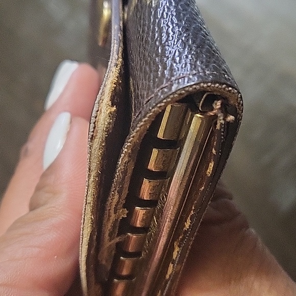 Louis vuitton 6-key holder - Picture 5 of 15